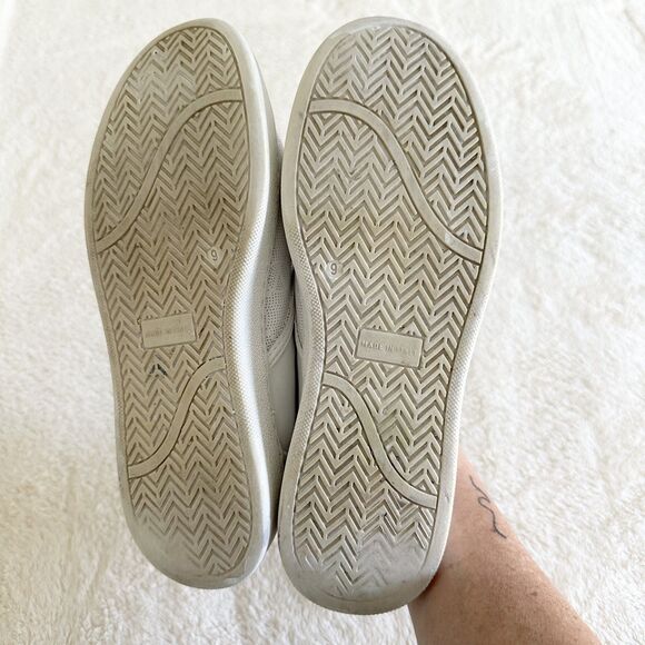Valentino Adriel Monogram Leather Slip on Sneakers Size 9 White Made in Italy - Picture 5 of 7